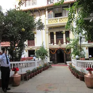 2* Hotel Boutique